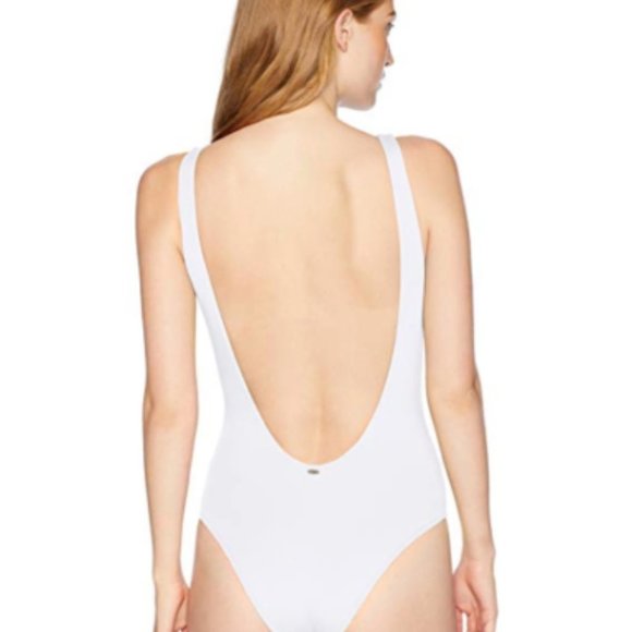 O'Neill Womens Salt Water Solids Macrame One Piece Swimsuit, Size Medium - Picture 3 of 5